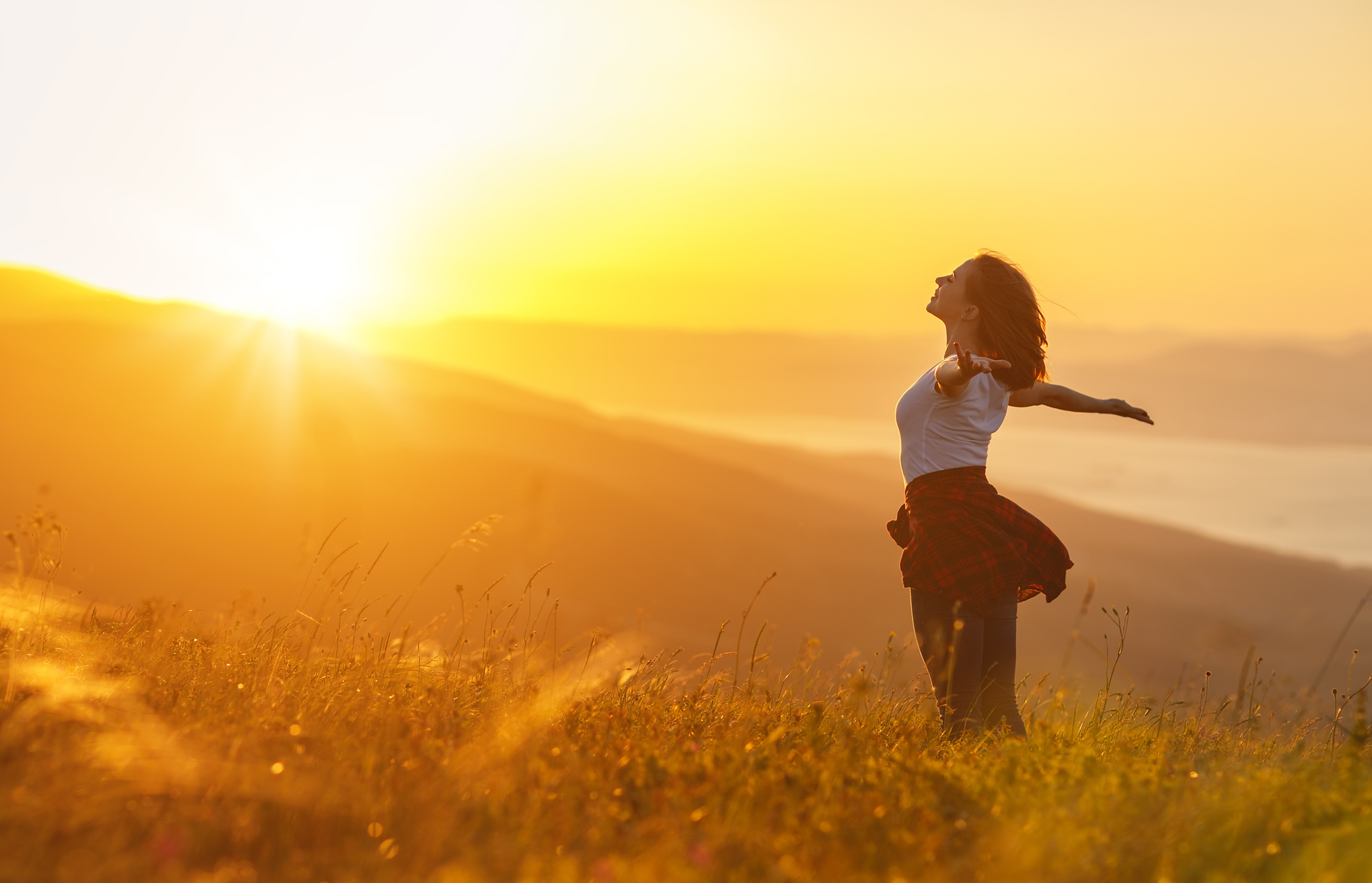 Há relação entre ser santo e ser feliz?